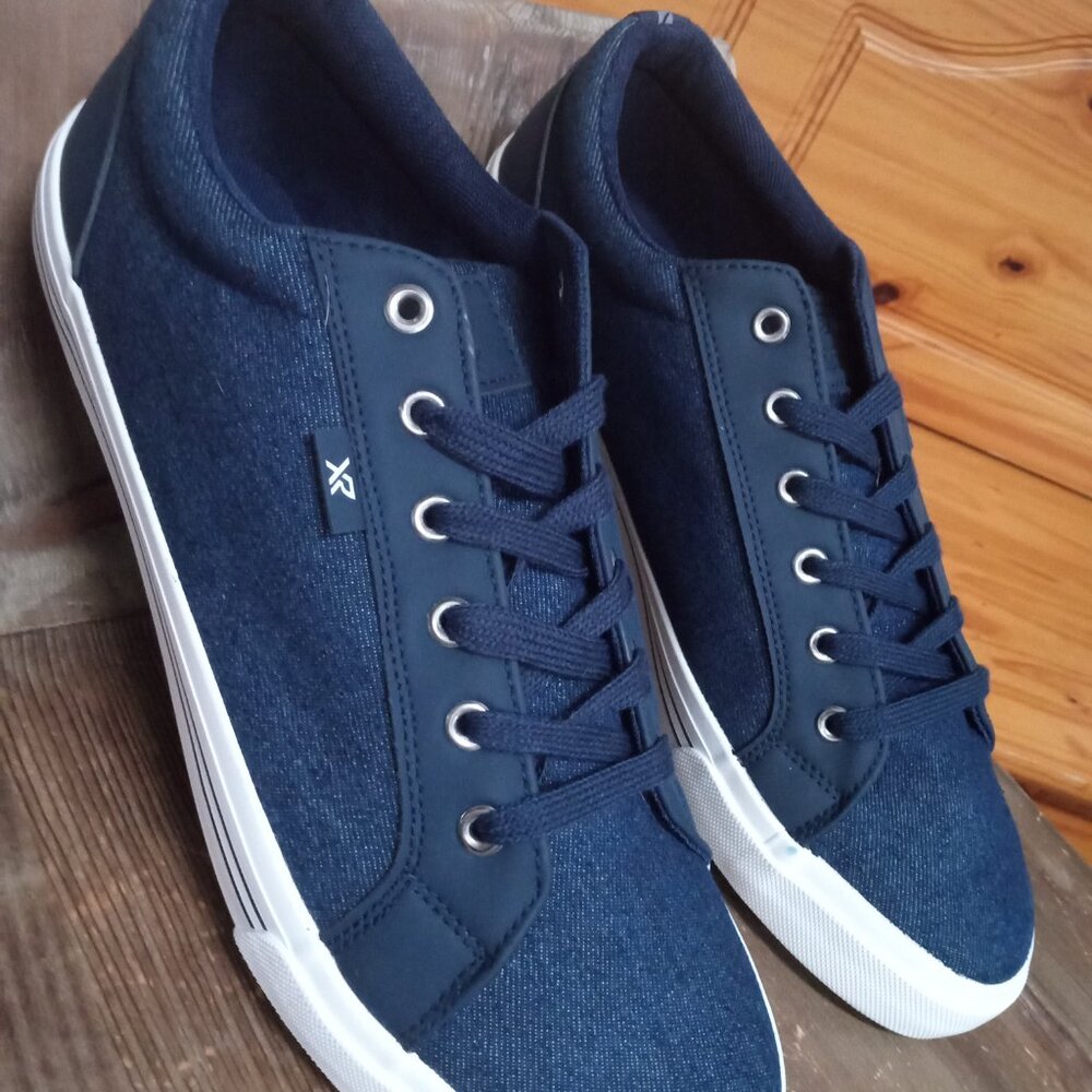 Xray Footwear Men's Size 10.5 Maaemo Low Top Sneakers - Picture 2 of 12